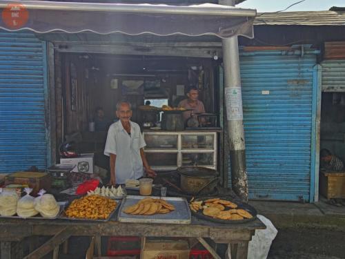 Pouliční prodavači - Chamba